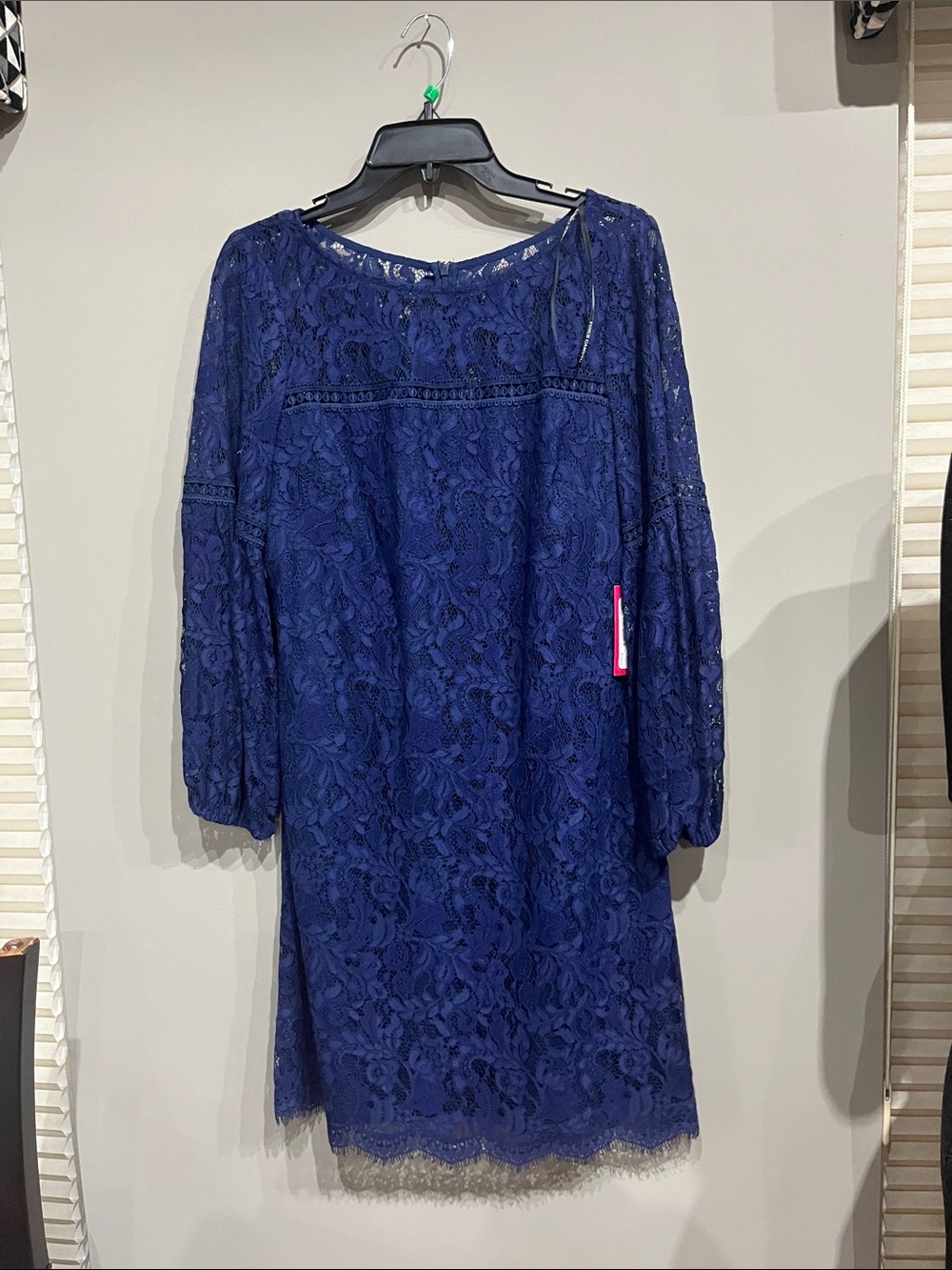 Vince Camuto Navy Blue Long-Sleeve Lace Shift Dress